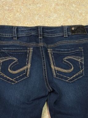 Silver Suki Mid Capri Size W31.